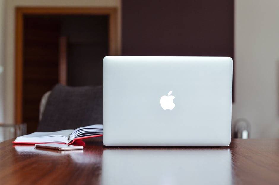 Mac Book Computer